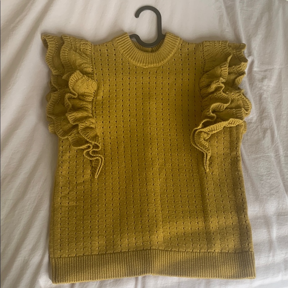 Who What Wear Yellow Ruffled Ribbed Blouse - Picture 3 of 10
